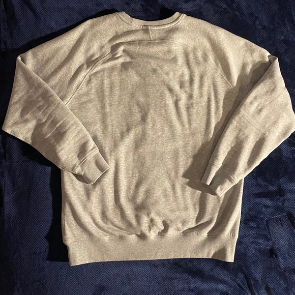 Gymshark Crewneck - Picture 2 of 3